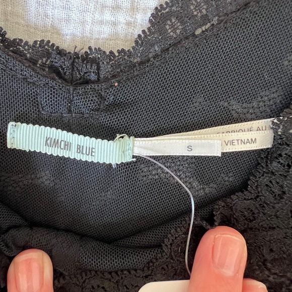 Kimchi Blue Lace Cropped Top - Picture 3 of 3